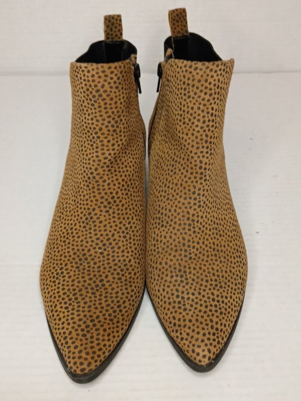 Crown Vintage Afessa Leopard Suede Pointed Toe Ankle Booties Women’s Size 8.5